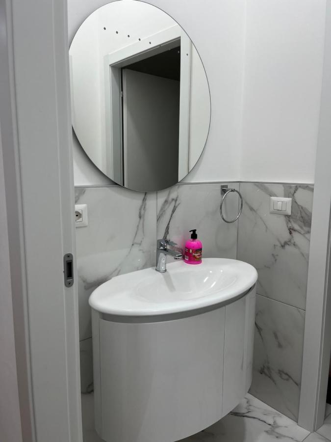 Appartamento Interno Via Garibaldi Turim Exterior foto